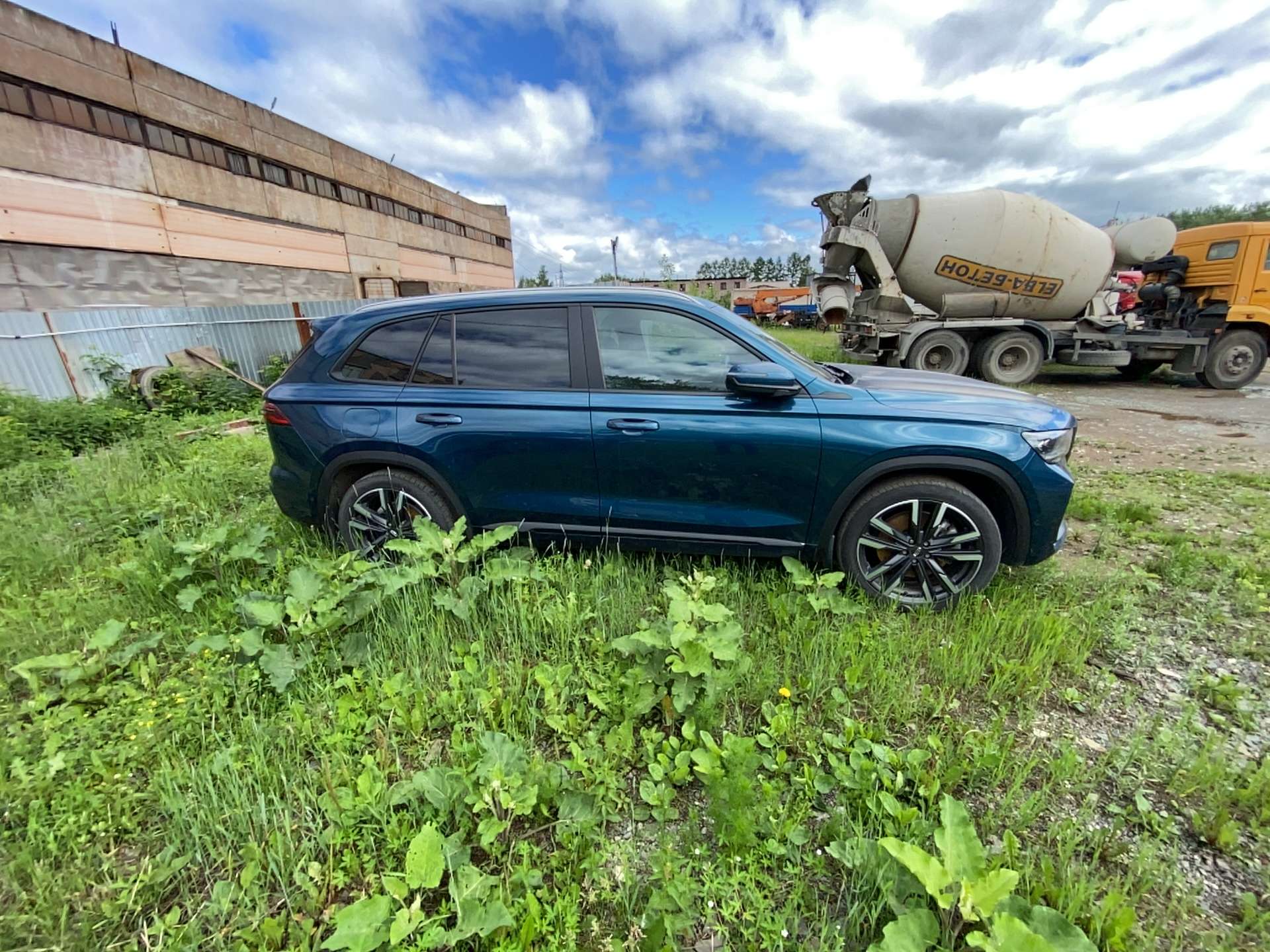 Geely Monjaro, 2023 — Снаружи