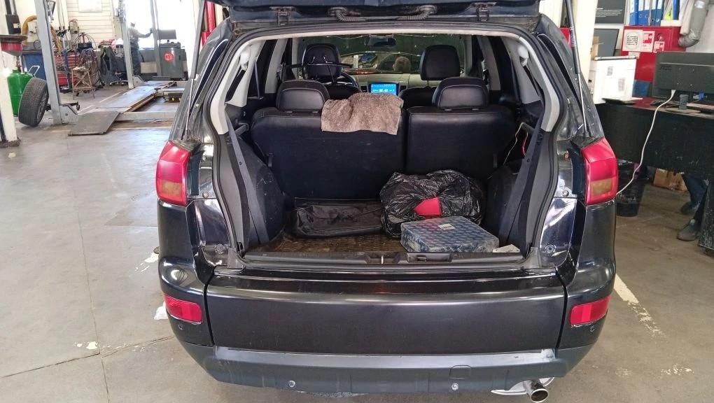 Peugeot 4007, 2008 — Все фото