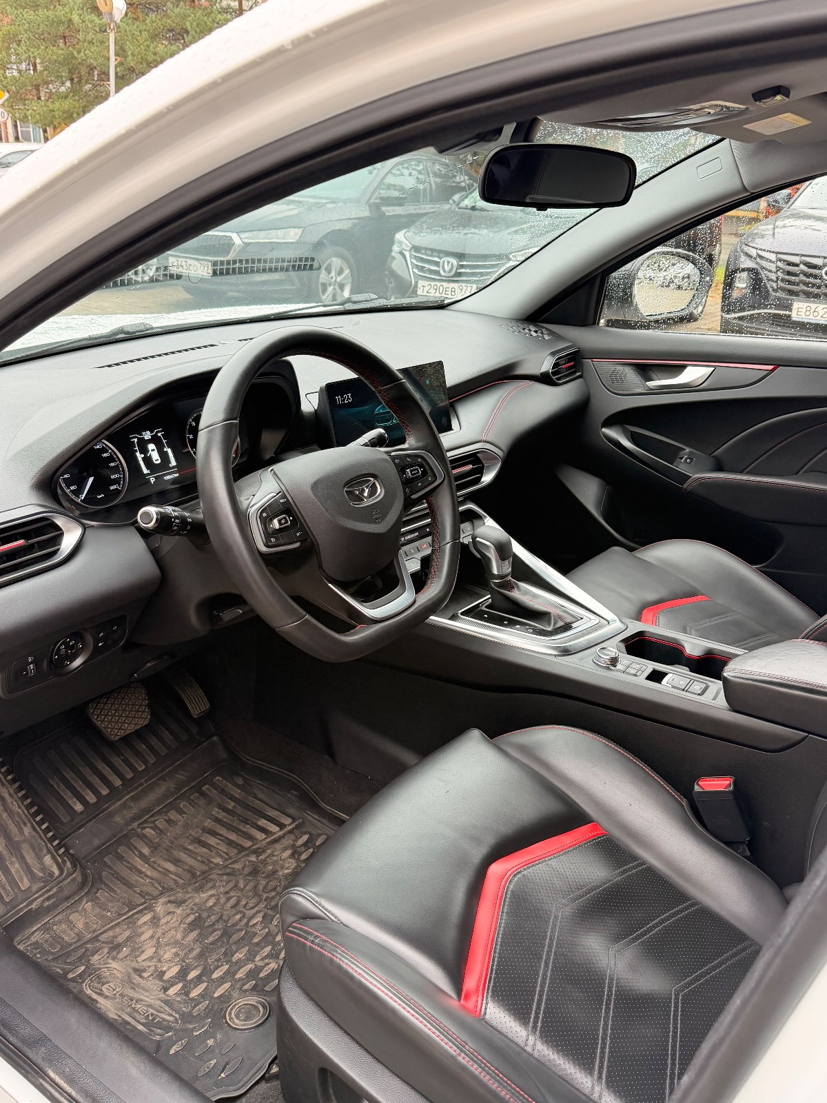 Kaiyi E5, 2023 — Салон