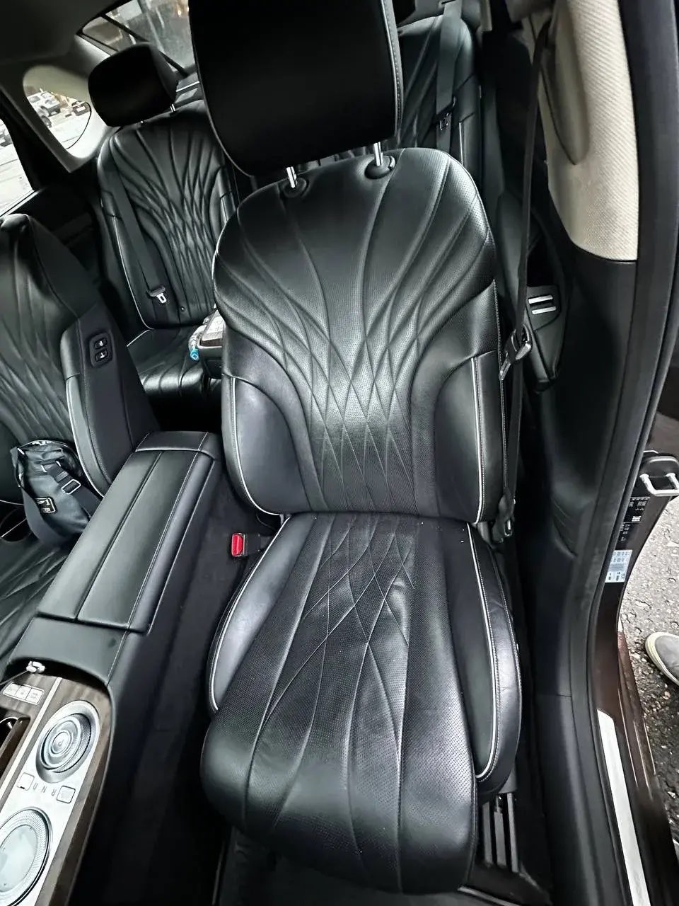 Genesis G80, 2021 — Салон