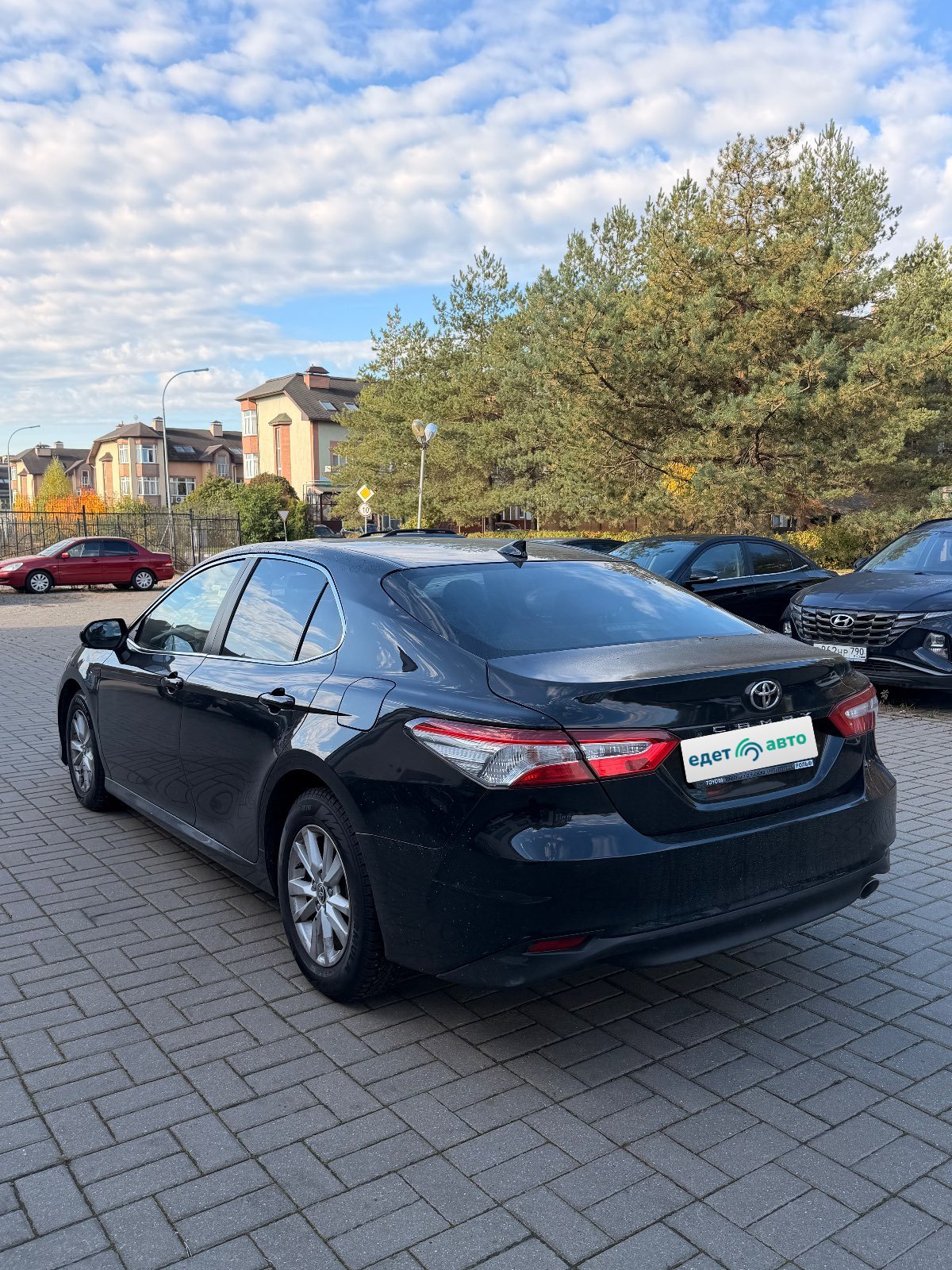 Toyota Camry, 2020 — Снаружи