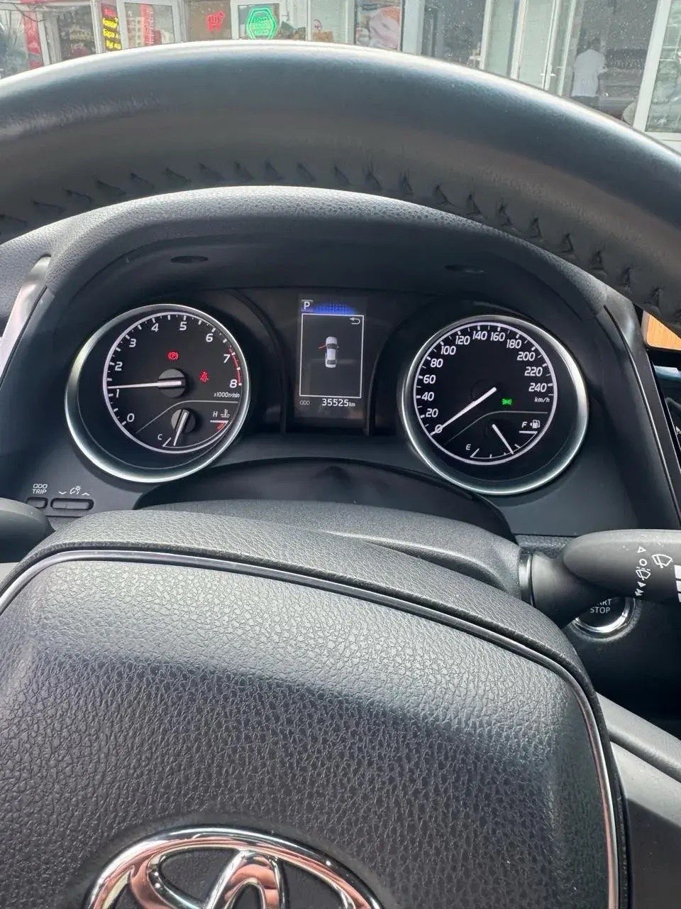 Toyota Camry, 2023 — Салон