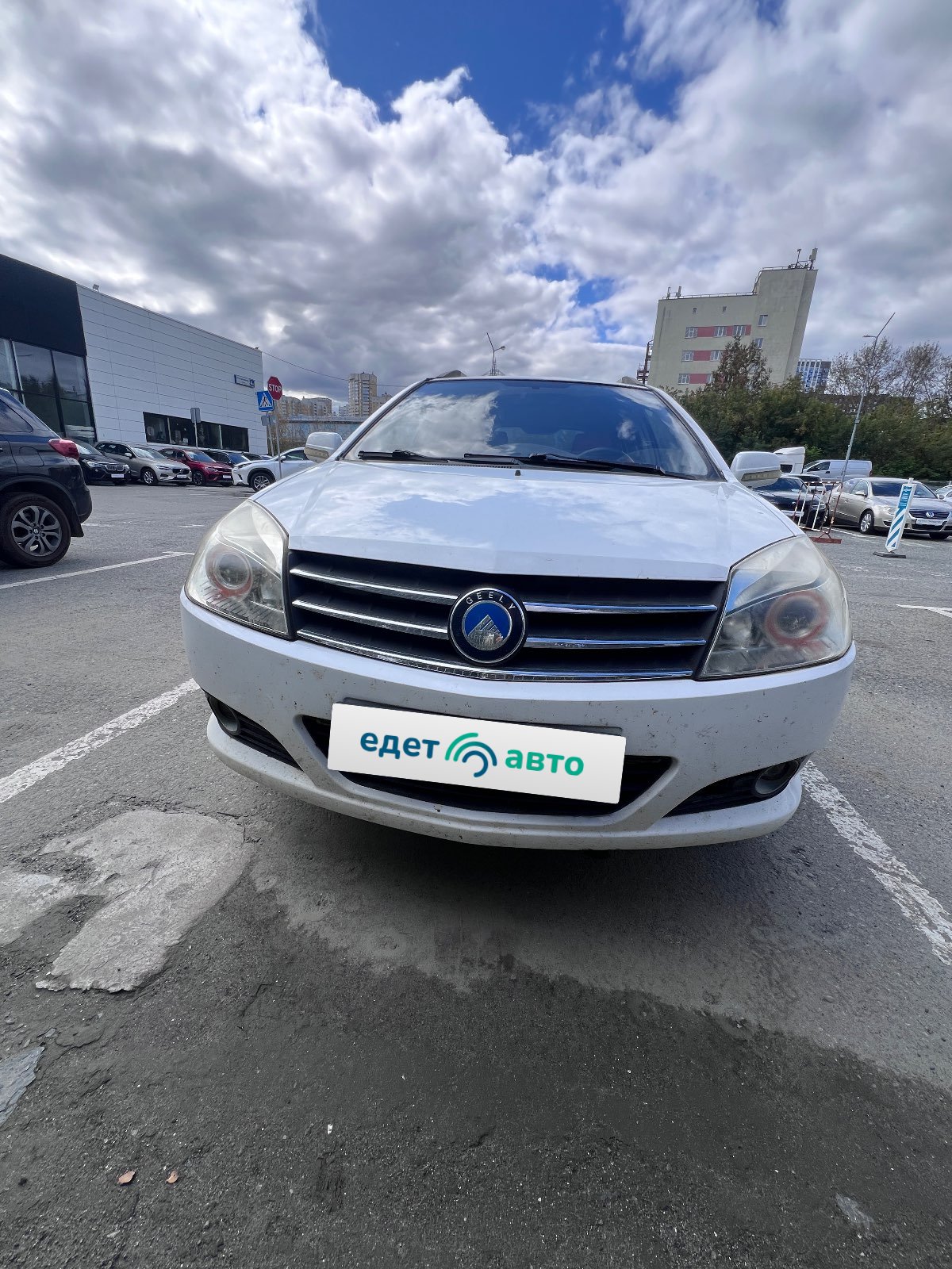 Geely MK Cross, 2013 — Снаружи