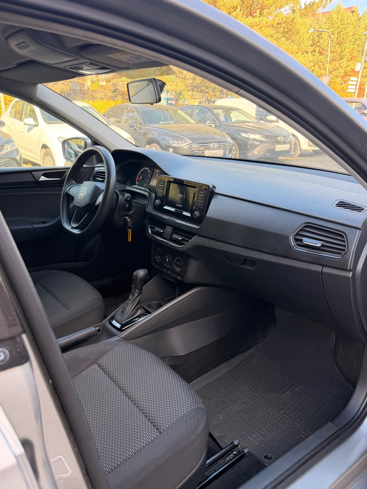 Volkswagen Polo, 2020 — Салон