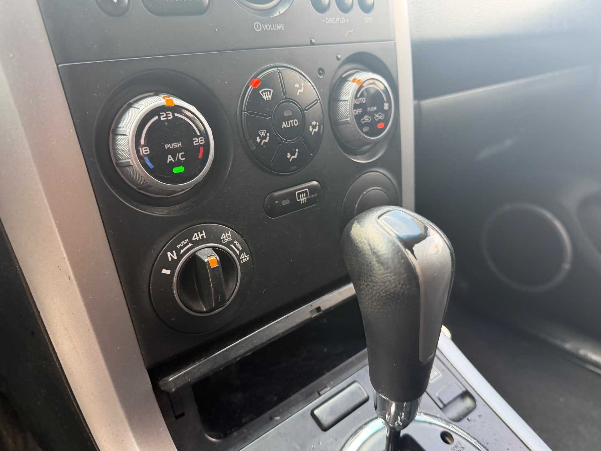 Suzuki Grand Vitara, 2007 — Салон