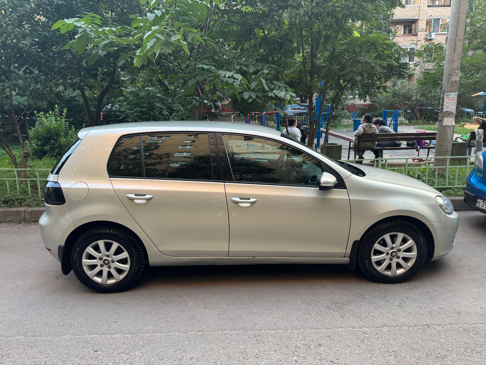 Volkswagen Golf, 2012 — Снаружи