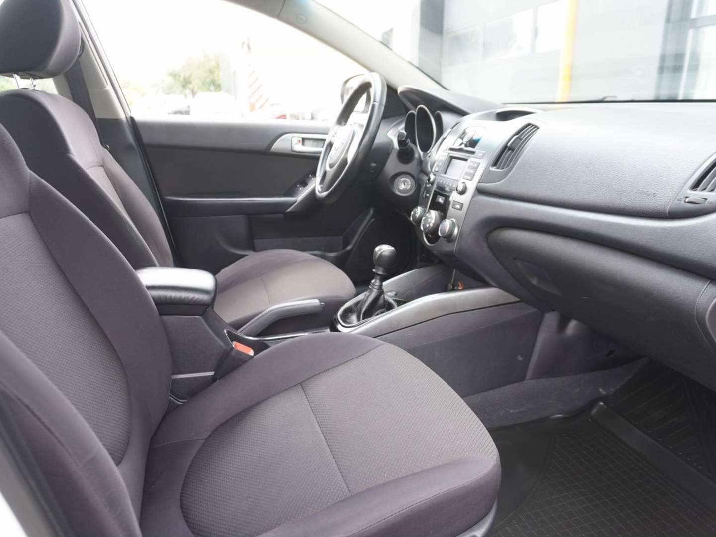 Kia Cerato, 2010 — Прочее