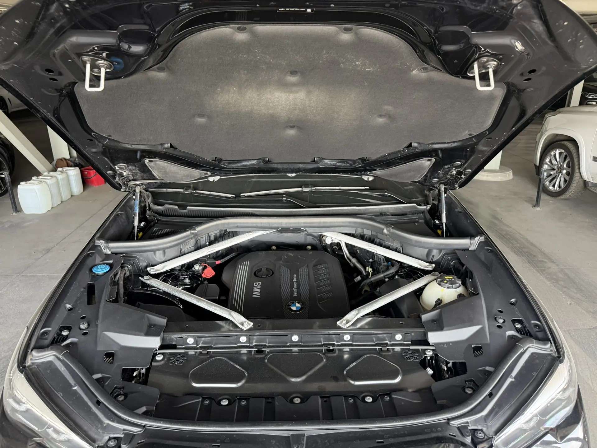 BMW X5, 2019 — Снаружи