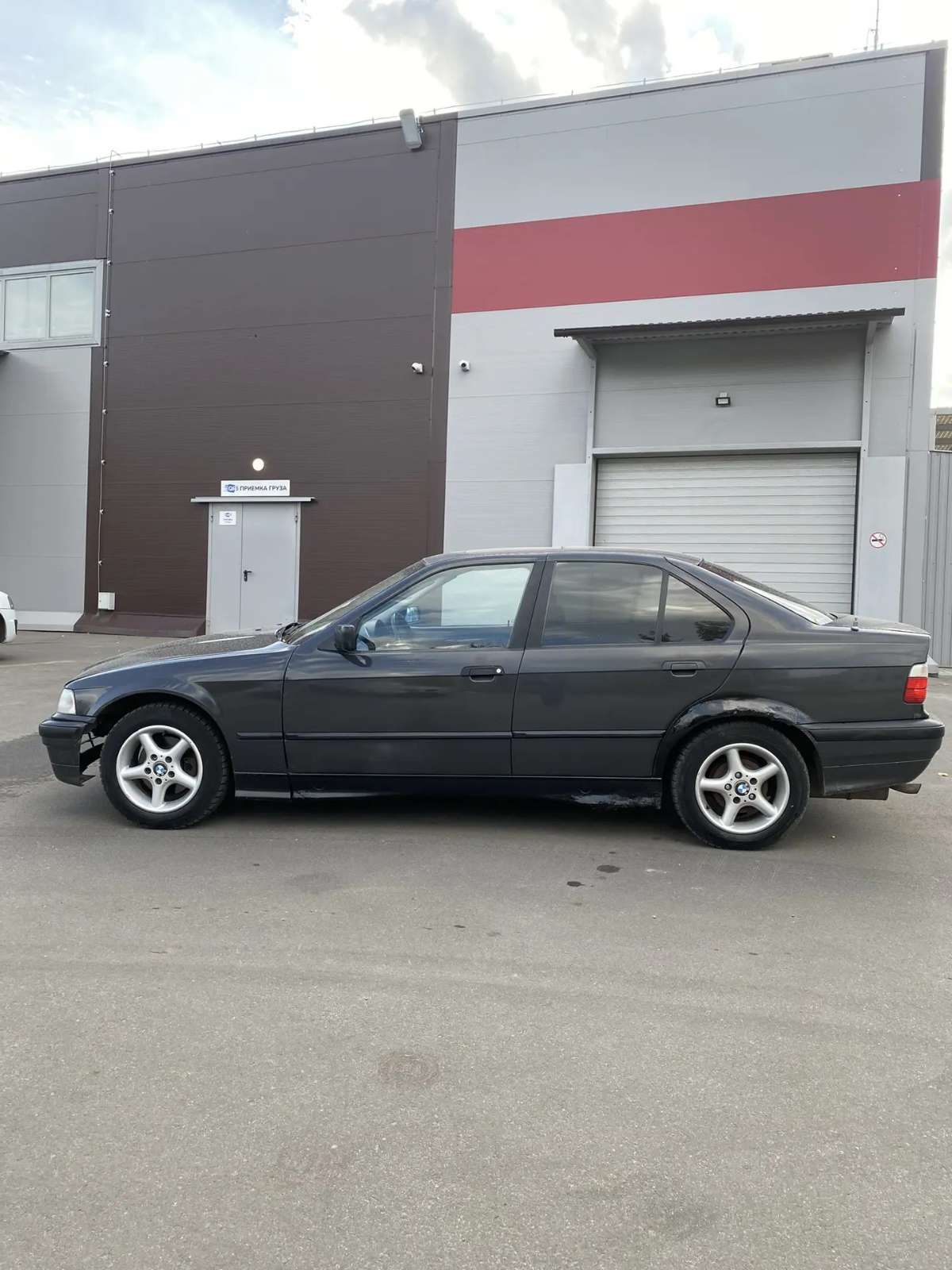 BMW 316I, 1992 — Снаружи