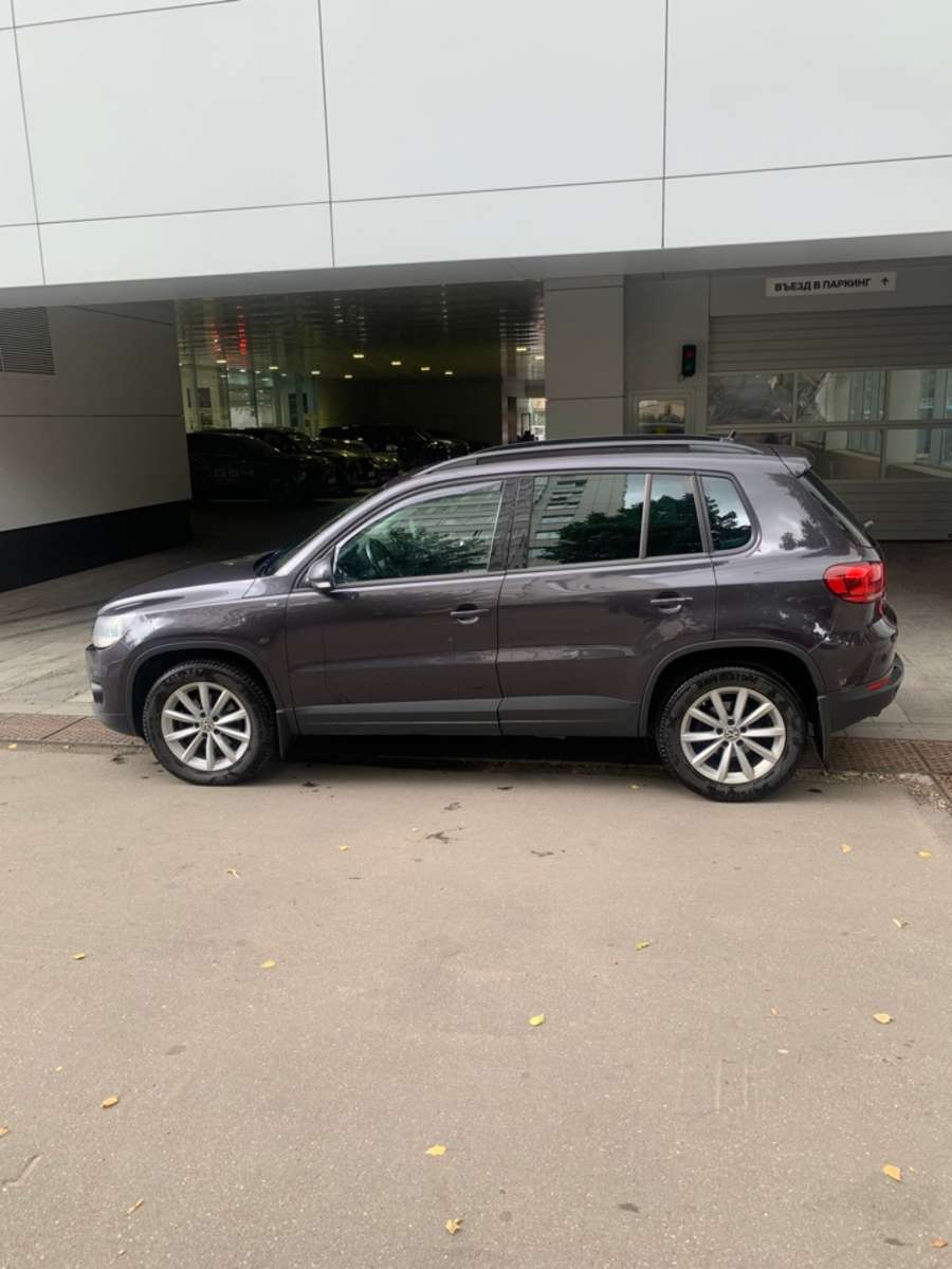 Volkswagen Tiguan, 2016 — Снаружи