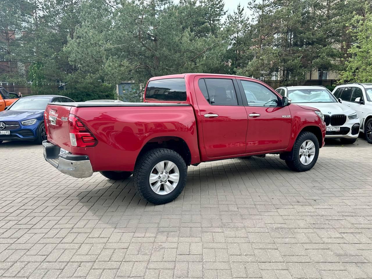 Toyota Hilux 8 поколение 2016 — Все фото