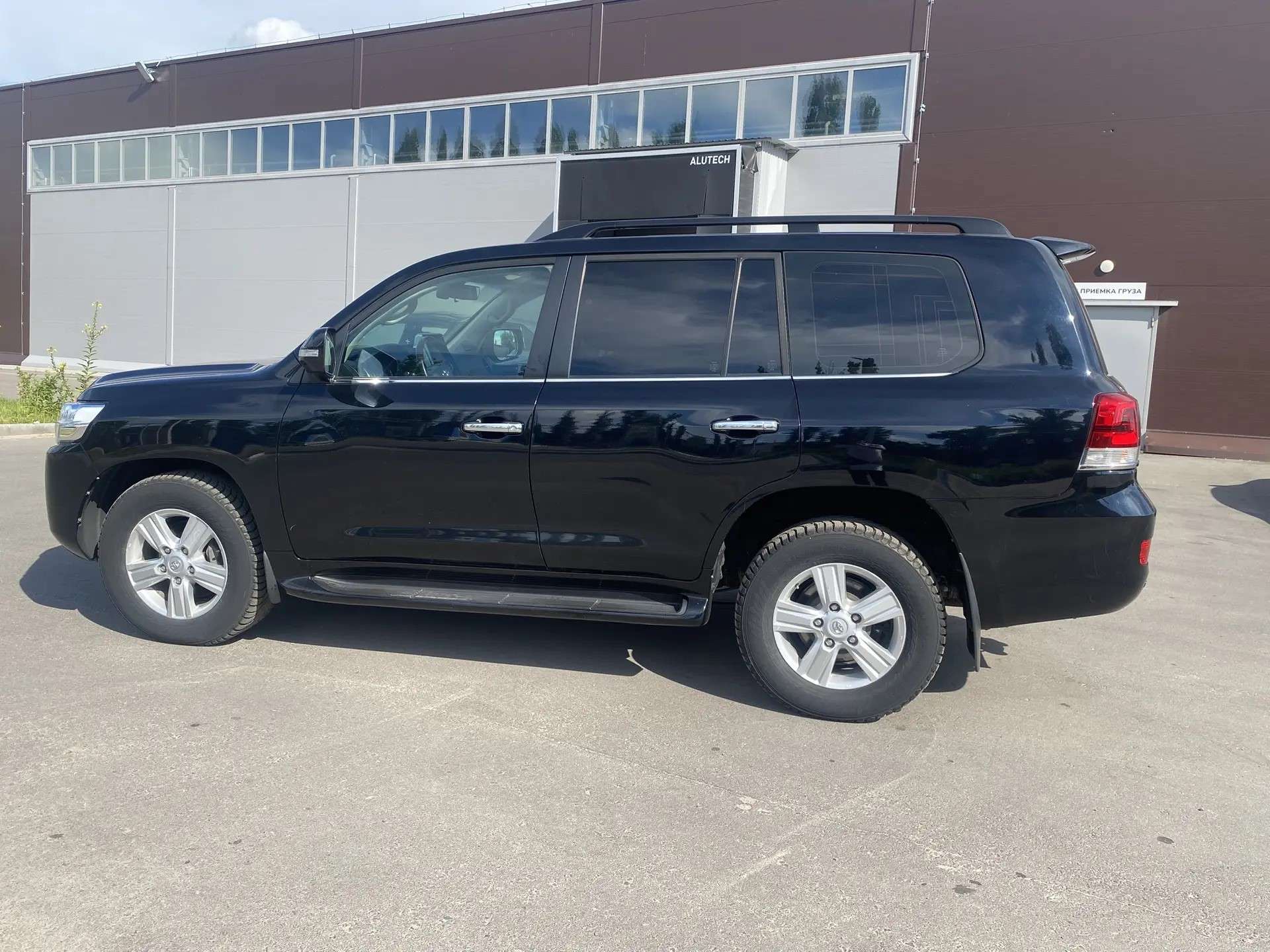 Тойота Land Cruiser 200, 2020 — Снаружи