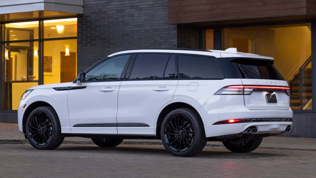 2025-lincoln-aviator-reserve (2).jpg 2025-lincoln-aviator-reserve (2).jpg