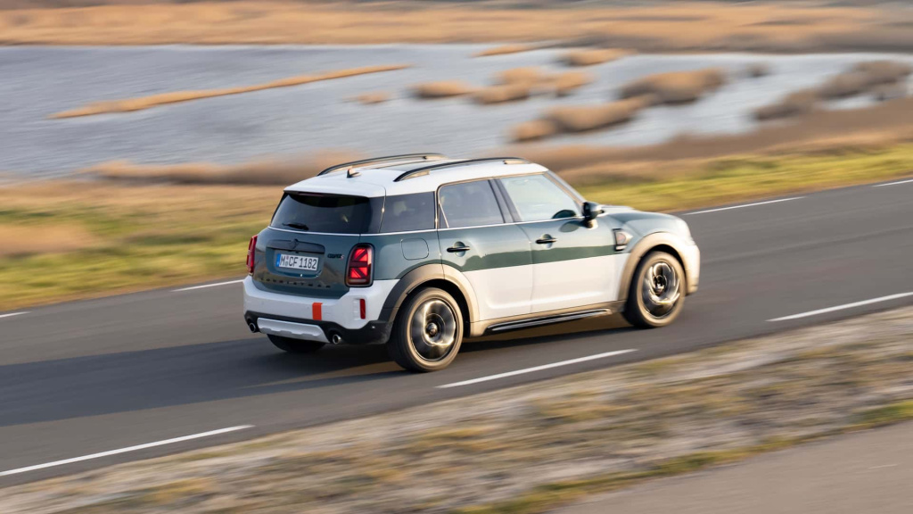 mini-cooper-s-countryman-all4-uncharted-edition.jpg mini-cooper-s-countryman-all4-uncharted-edition.jpg