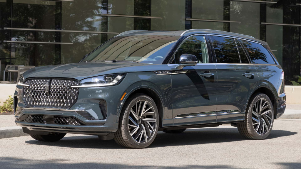 2025-lincoln-aviator-black-label (5).jpg 2025-lincoln-aviator-black-label (5).jpg