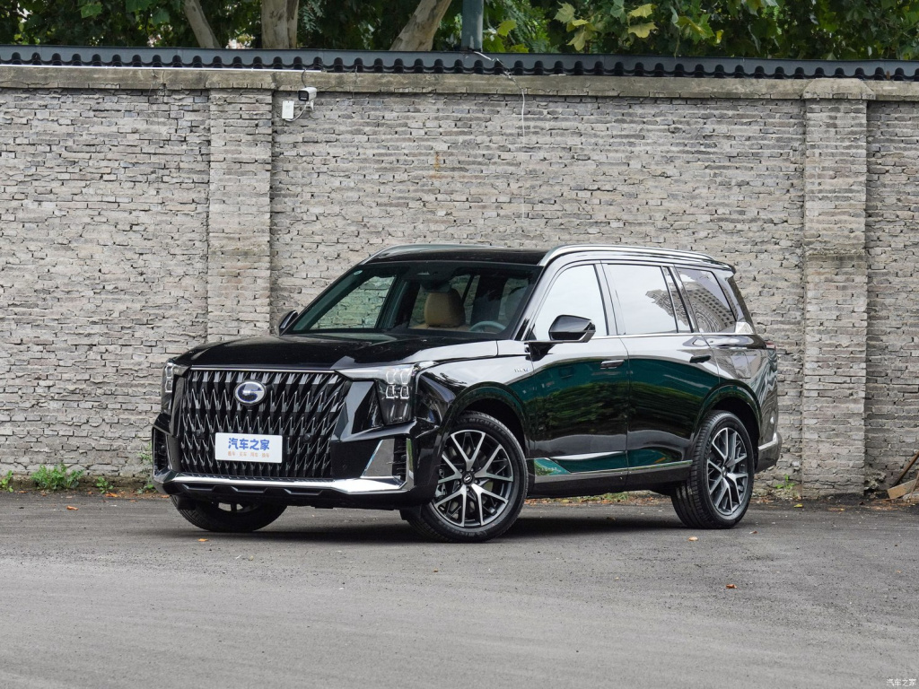 Trumpchi ES9.jpg Trumpchi ES9.jpg
