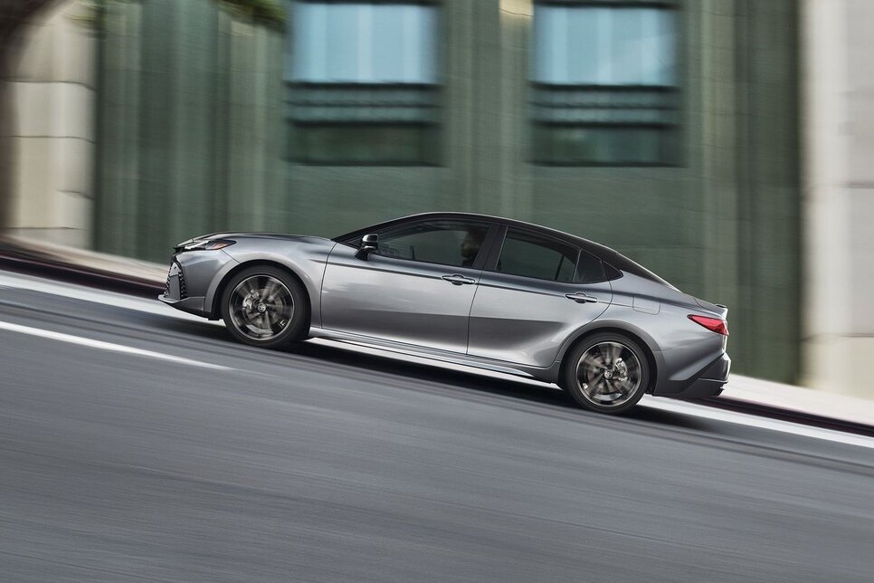 Toyota 9 сбоку.jpg Toyota 9 сбоку.jpg