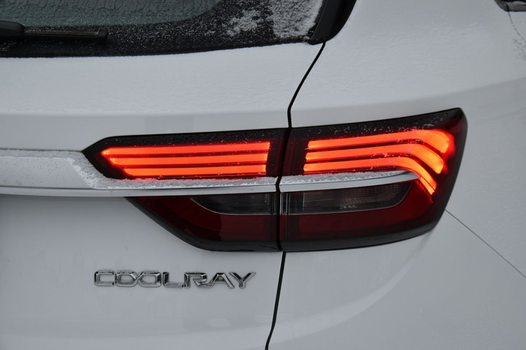 Coolray фара.jpg Coolray фара.jpg