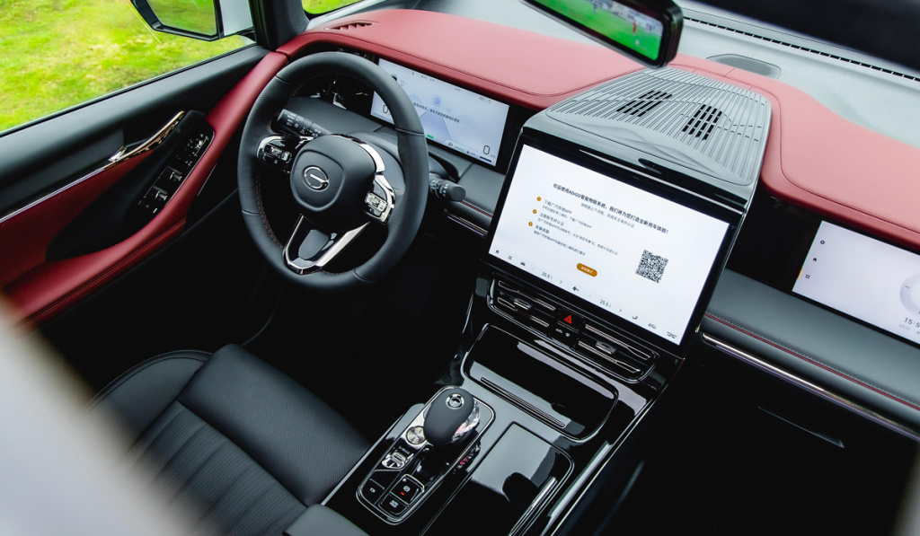 Trumpchi E9 5.jpg