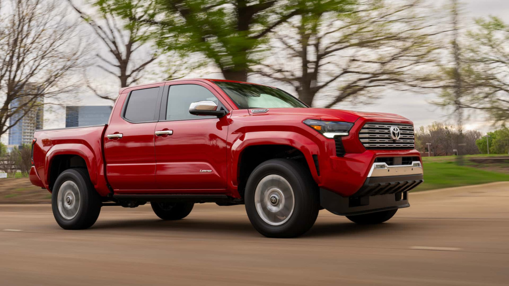 2024-toyota-tacoma-hybrid-first-drive (1).jpg