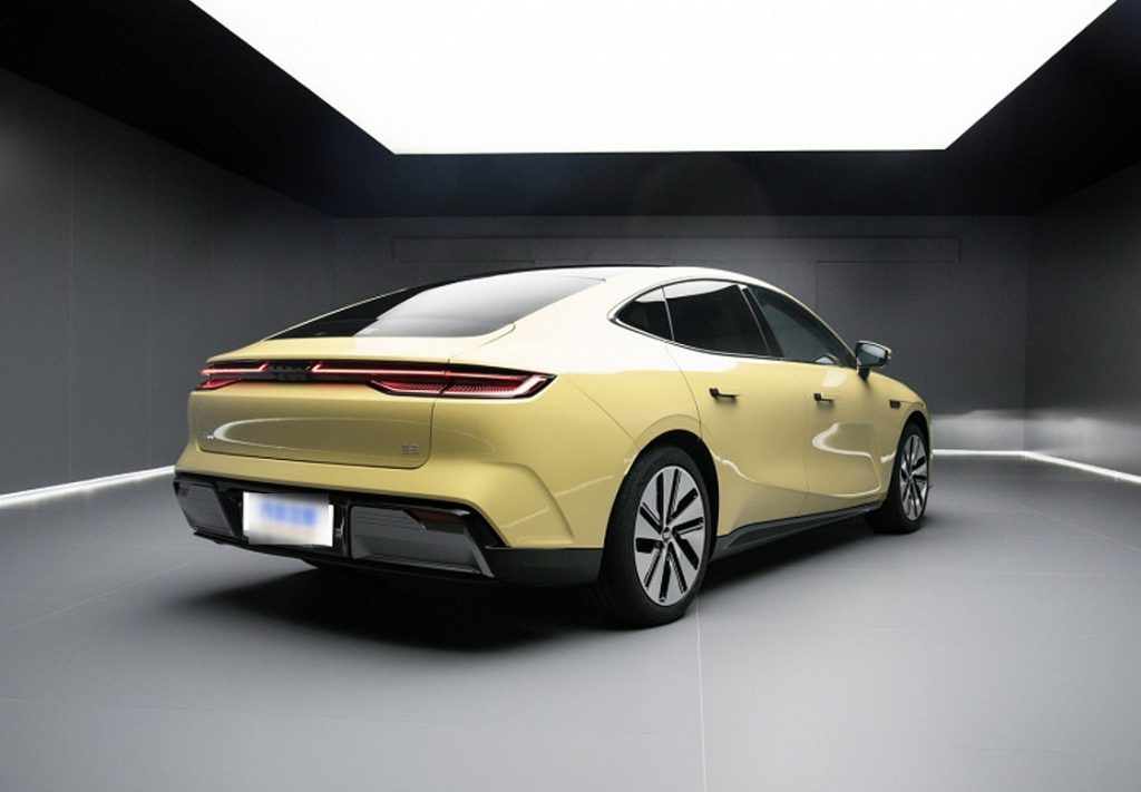 1488x0_1_autohomecar__Chxky2VCHn-AduX_AGQYmObtpgQ270_large.jpg