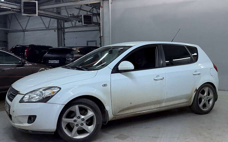 Kia ЕD СЕЕD, 2009