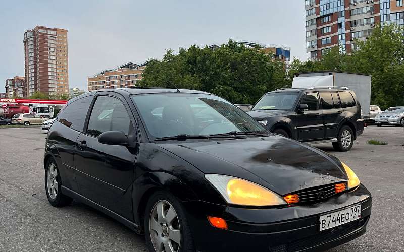 Ford Focus, 2002