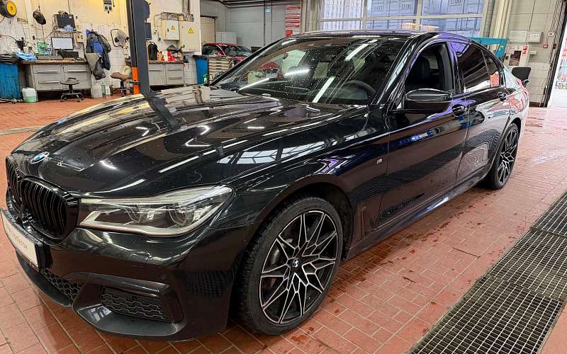 BMW 7 серии, 2017