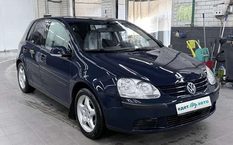 Volkswagen Golf, 2004