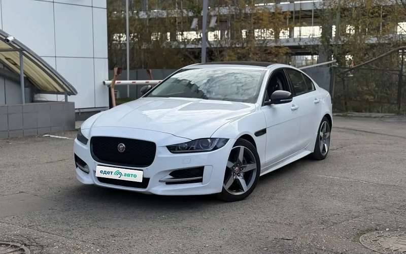 Jaguar XE, 2018