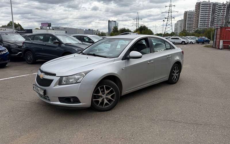 Chevrolet Cruze, 2011