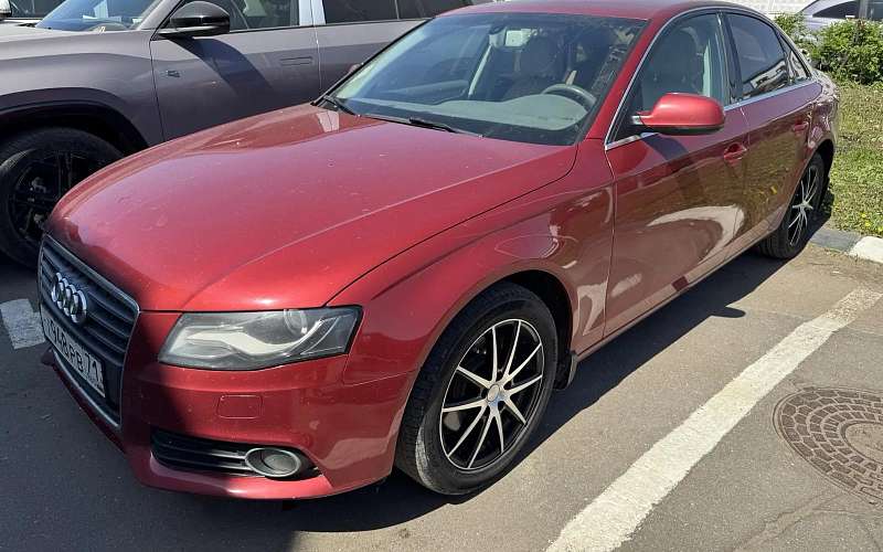 Audi A4, 2010