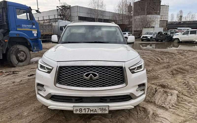 Infiniti QX80, 2021
