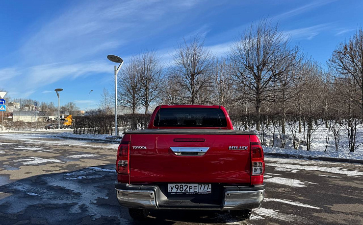 Toyota Hilux, 8 поколение, 2015