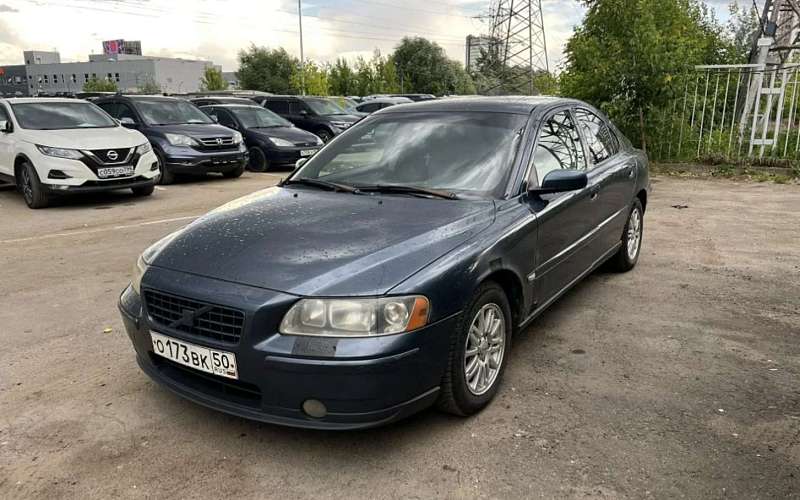 Volvo S60, 2004