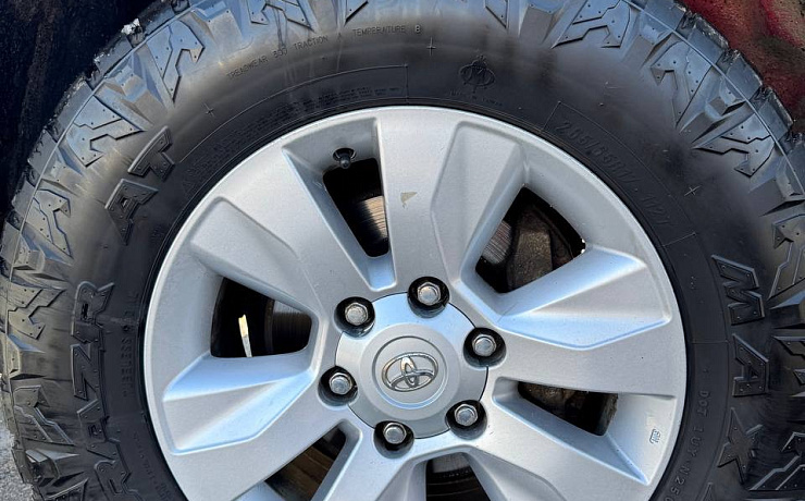 Toyota Hilux, 8 поколение, 2015