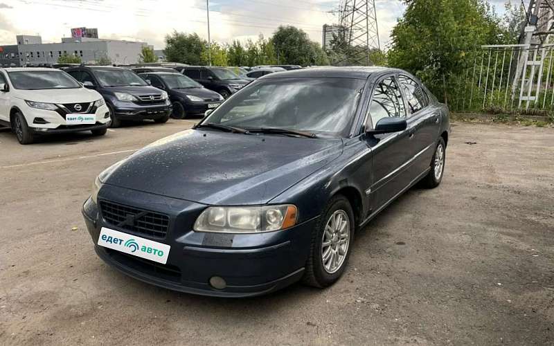 Volvo S60, 2004