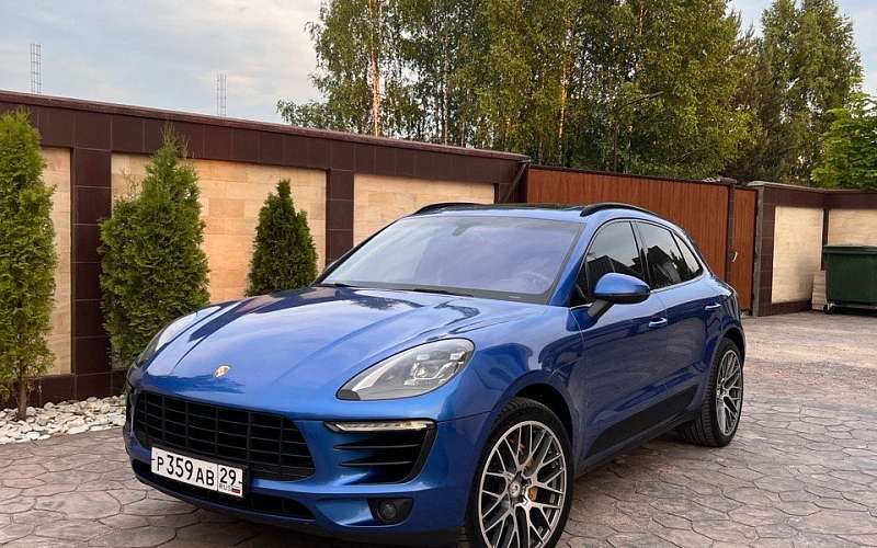 Porsche Macan, 2015