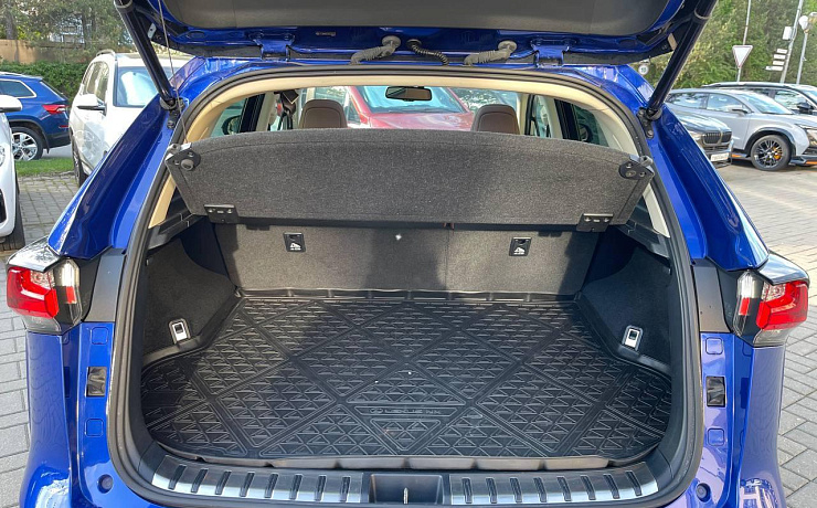 Lexus NX, 1 поколение, 2015